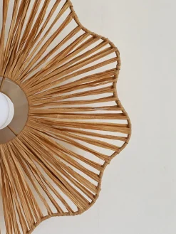 Applique murale fleur en raphia