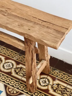 Banc rustique en bois vieilli