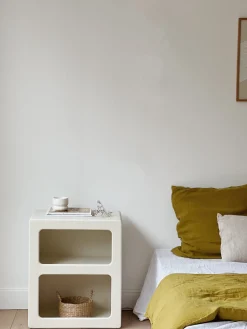 Chevet effet béton ciré blanc cassé