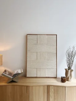 Déco murale en laine et bois de manguier