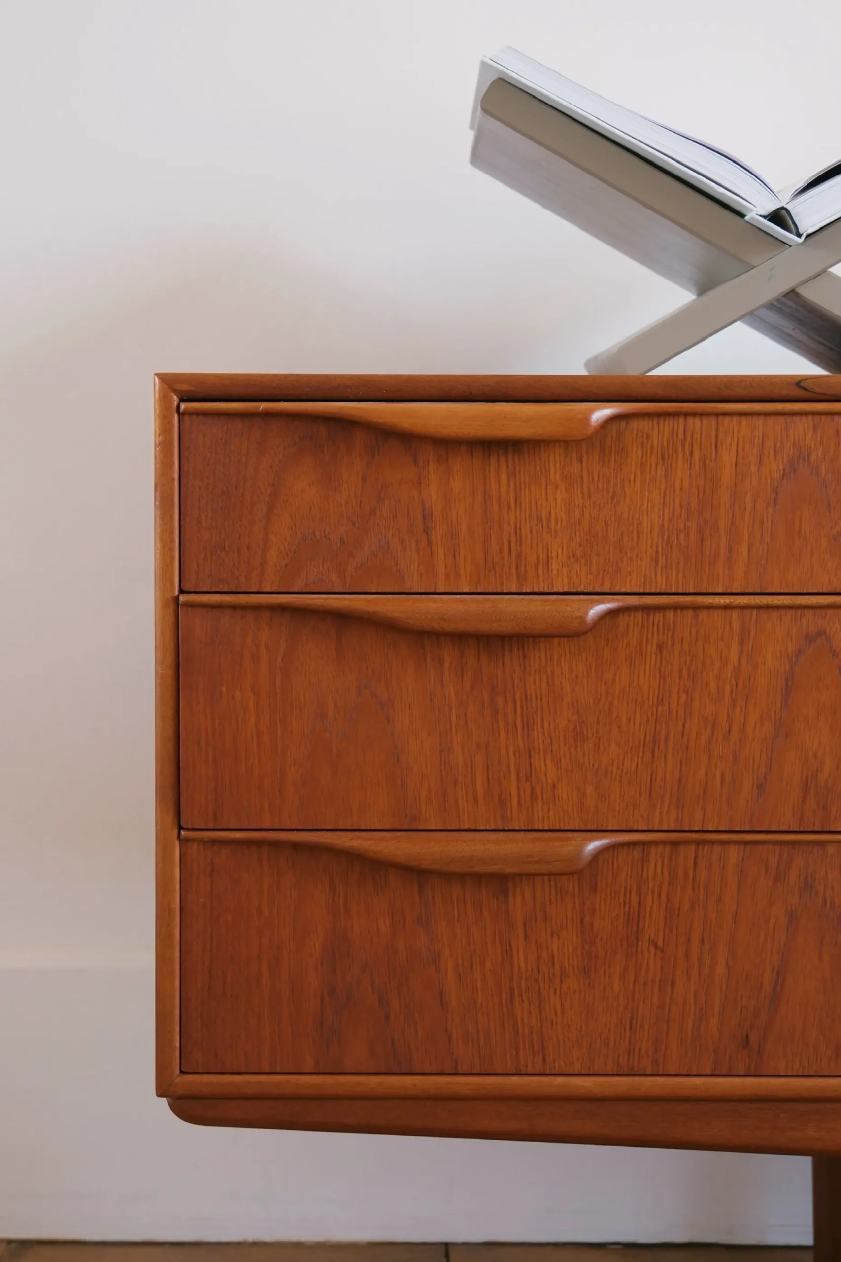 Enfilade en teck par McIntosh