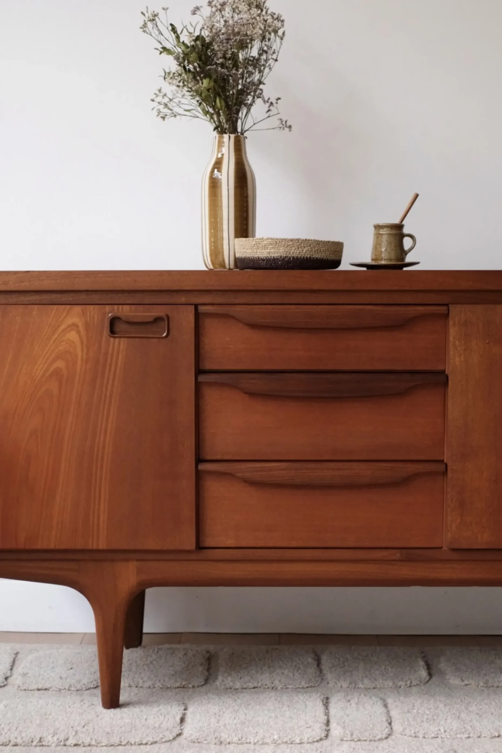 Enfilade vintage en teck Greaves & Thomas