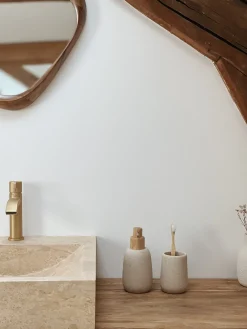 Gobelet de salle de bain en grès