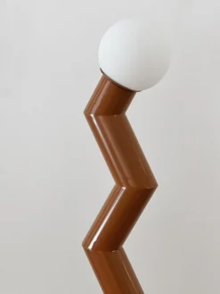 Lampadaire en métal Zigzag