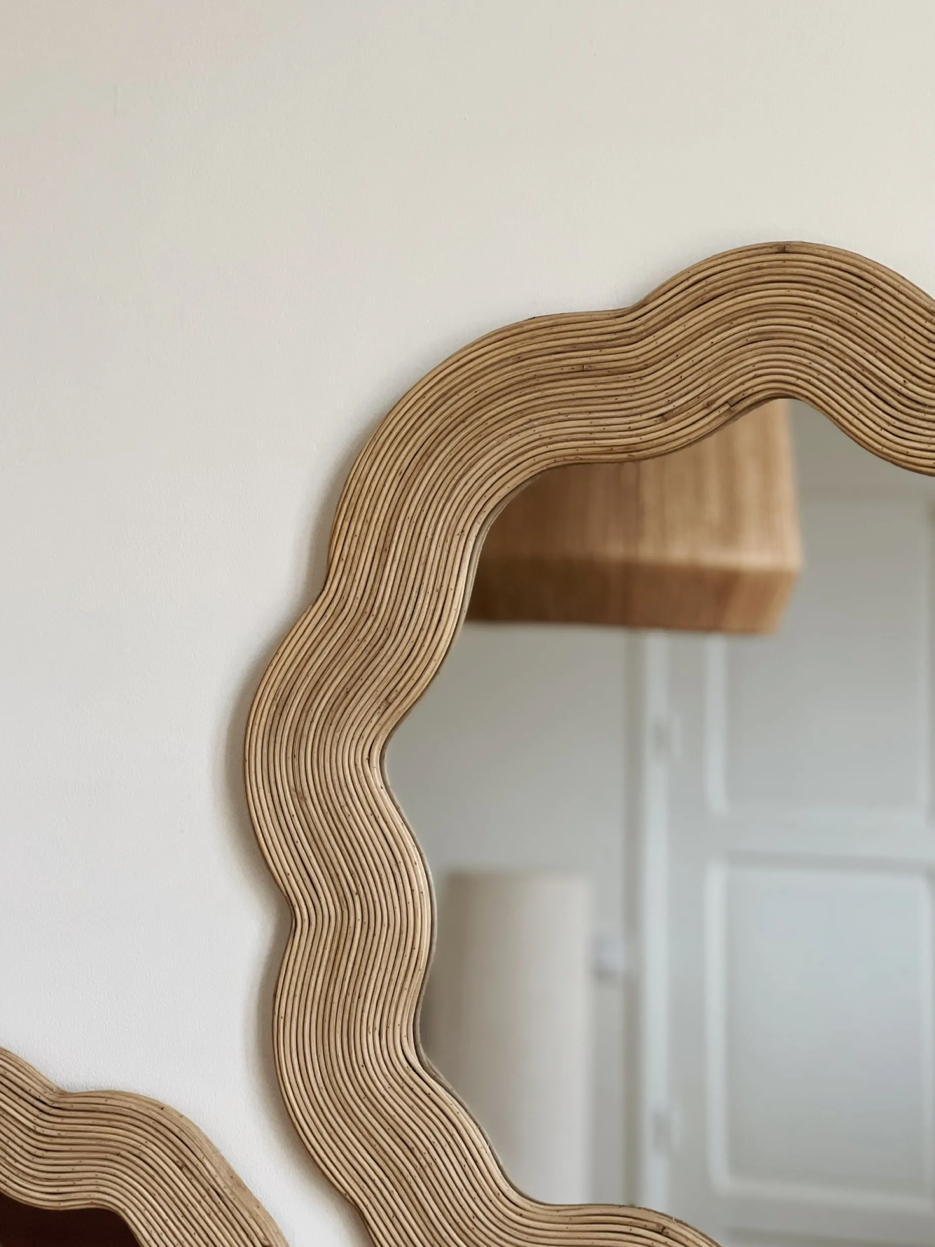 Miroir en rotin Reflet