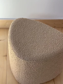 Pouf bouclette de couleur