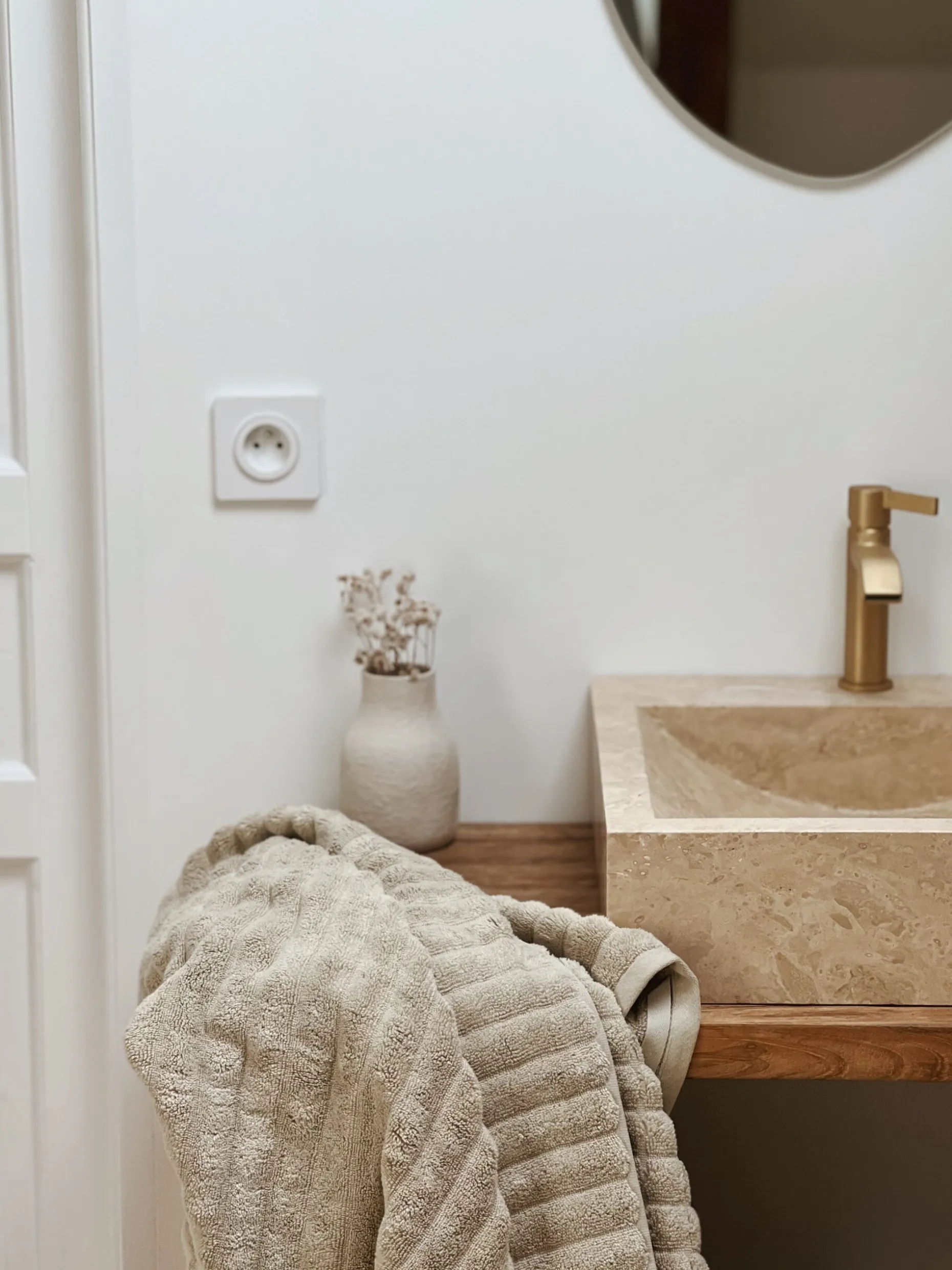 Serviette de toilette gauffrée beige