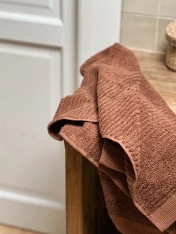 Serviette de toilette terracotta