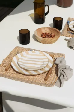 Set de 4 assiettes rayées en porcelaine