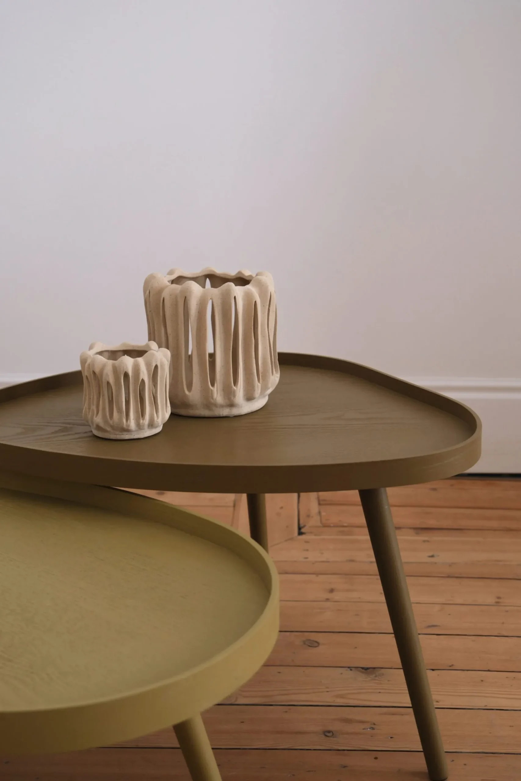 Table basse organique bois