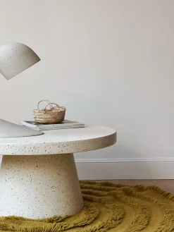 Table basse ronde en terrazzo